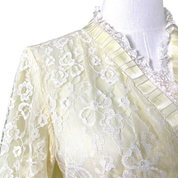 Vintage 60s Odette Barsa Pastel Yellow Lace Overlay Maxi Dressing Robe Size M - Picture 4 of 13